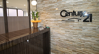 CENTURY 21